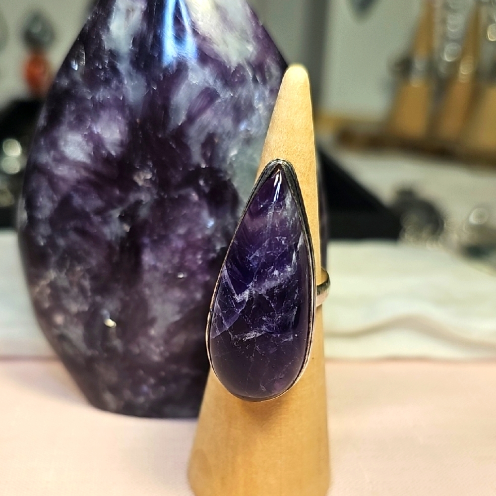 Amethyst Ring – 925 Sterling Silver